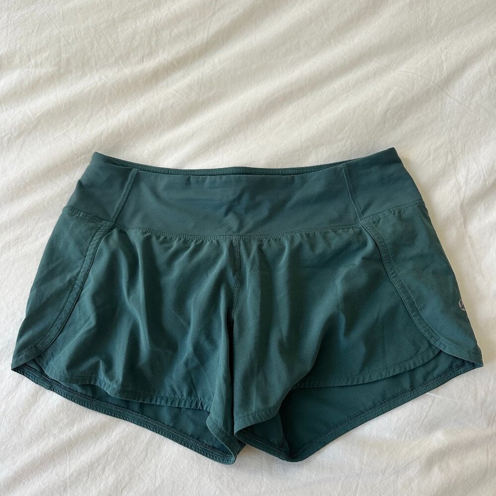 Lululemon Speed Up High-Rise Lined Short in Green - Size 6